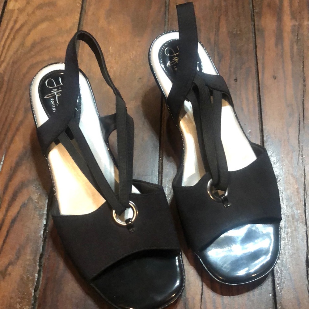 Life Stride Black Pump Sandals